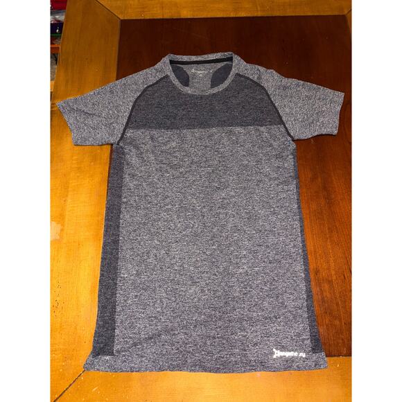 Gray Orangetheory Workout Shirt Sz Medium - Picture 1 of 4